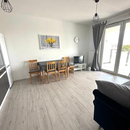 Sdh 1 Radzymin Comfortable Apartment Near Warsaw Buitenkant foto
